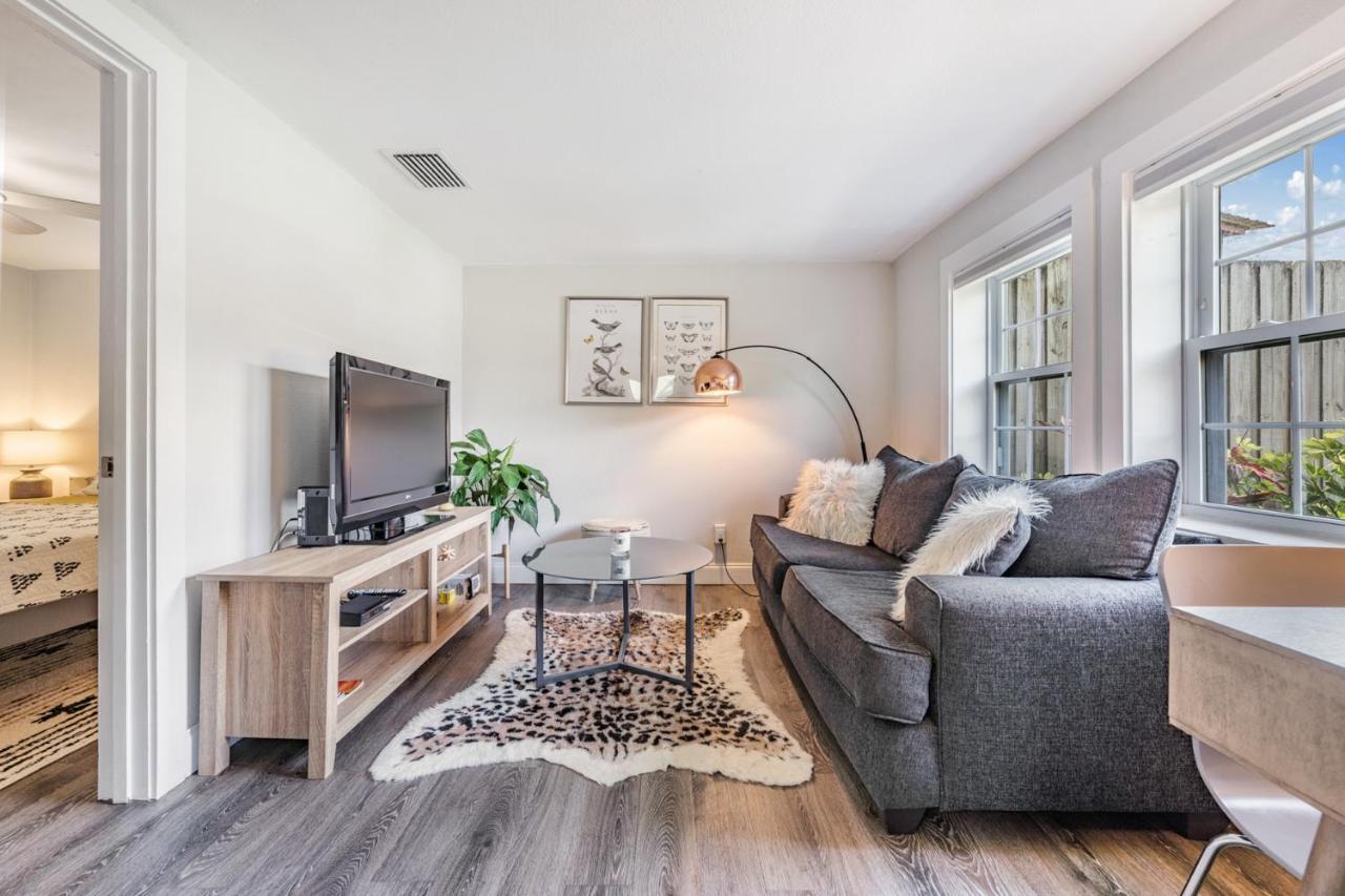 Отель The Urban Nest Тампа Экстерьер фото